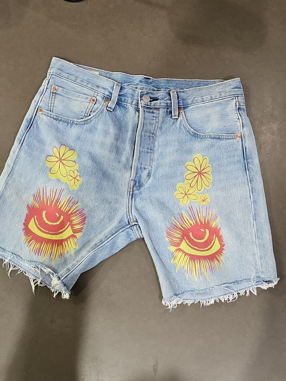 Levi's 501 Light Wash Blue Denim Jean Shorts With Graphics